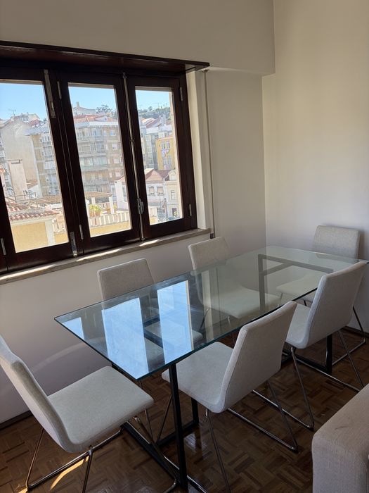 Mesa de vidro semi nova