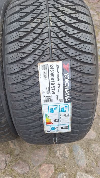 Opony Yokohama BluEarth-4S  245/40R28