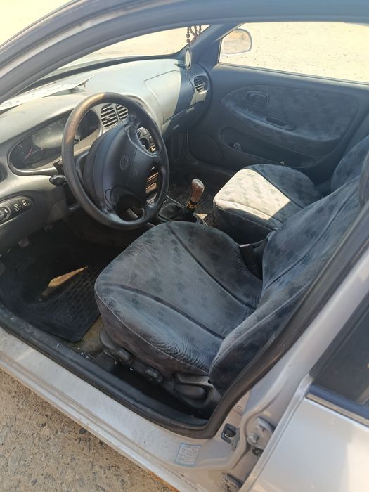 Продам бампер HYUNDAI LAHTRA 97гв