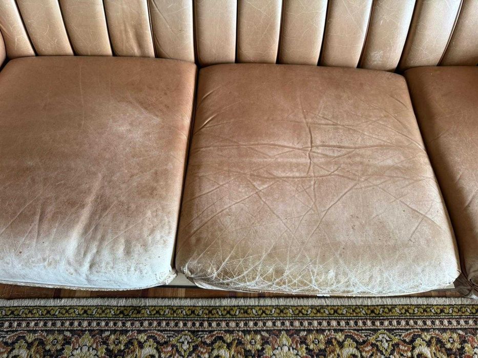 Sofás classicos em pele