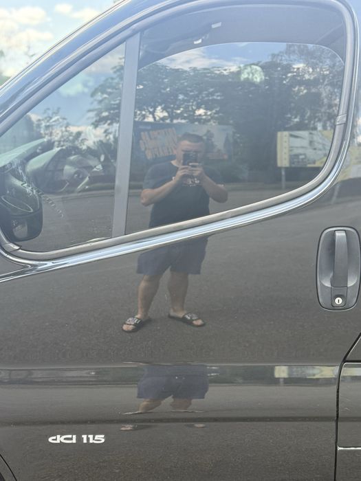 Продам Рено трафик 2012