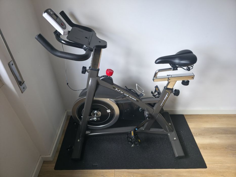 Bicicleta Ciclismo Indoor Khronos Basic II BH