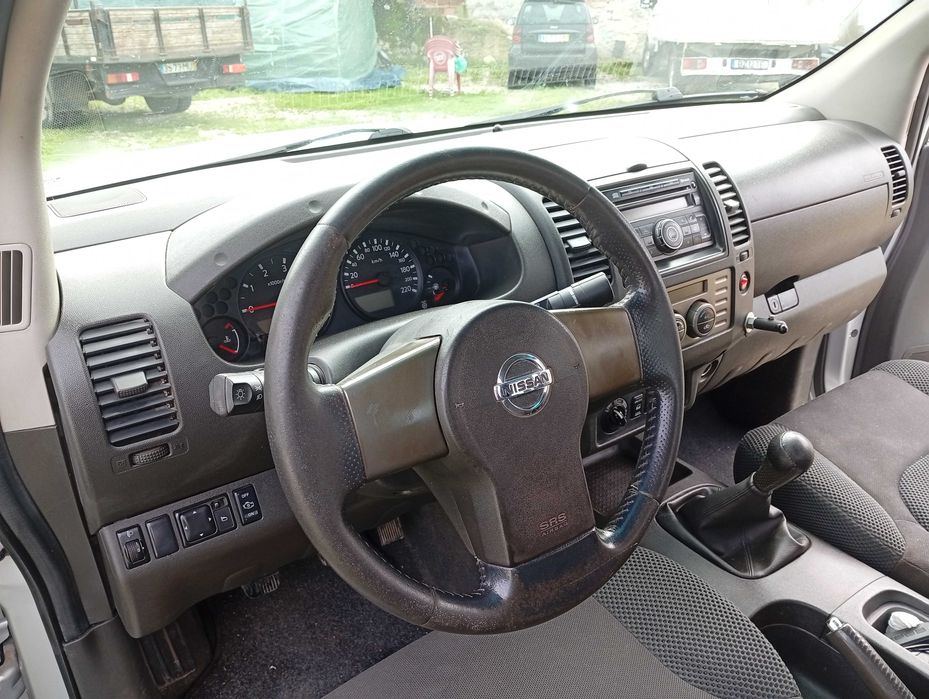 Nissan Navara - A/C - Bola Reboque