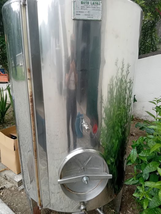Cubas Vinho 300L / 500L / 1000L