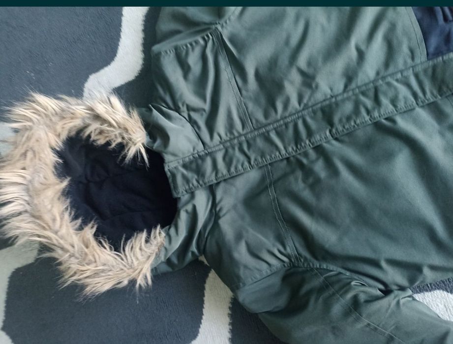 Kurtka zimowa  dla chłopca r 158.  

Kurtka zimowa r 158. 

Bardzo cie