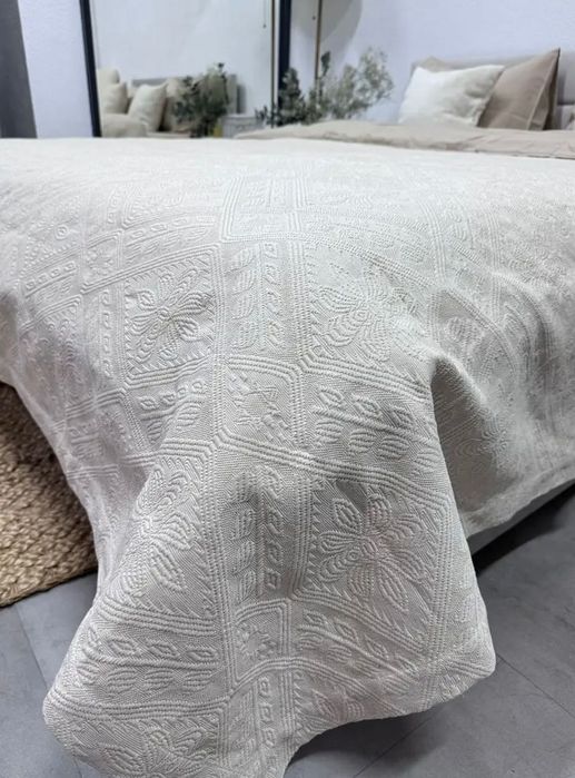 Щільне покривало з бавовни