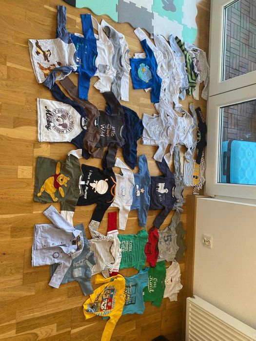 Paczka ubrań, rozmiar  50-80 - PONAD 380 CIUSZKÓW