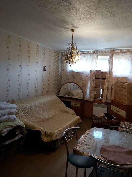 Продам двокімнатну квартиру