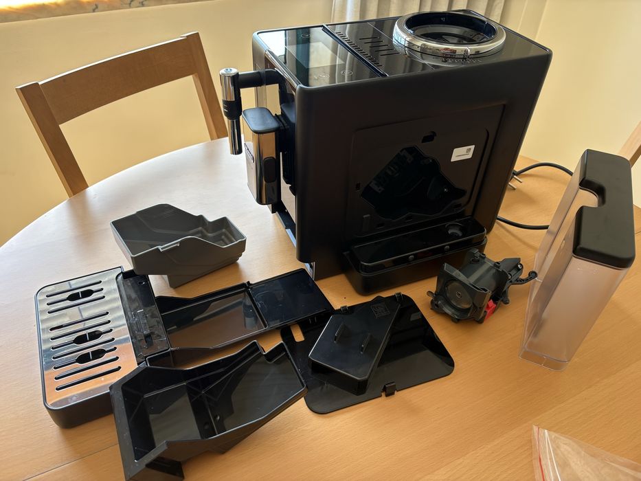 Delonghi Rivelia