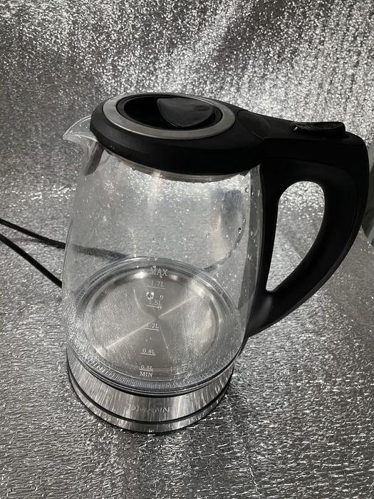Скляний електрочайник