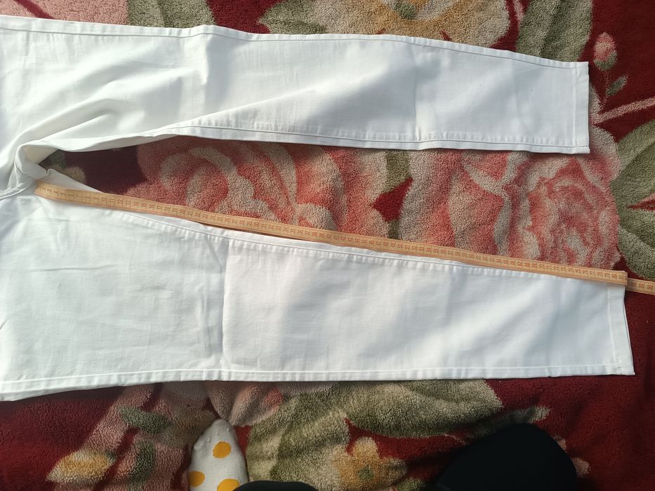 Нові брюки New Look 46