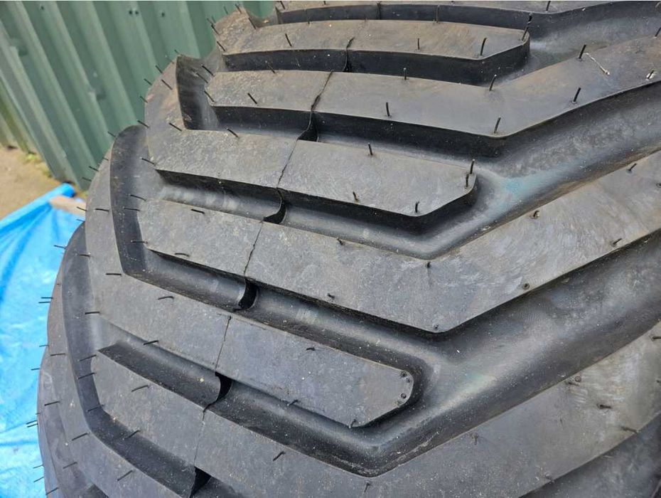 Koła Opony Bkt 550/45 - R 22,5 22.5 Flotation 648 550/45-22,5 Koło