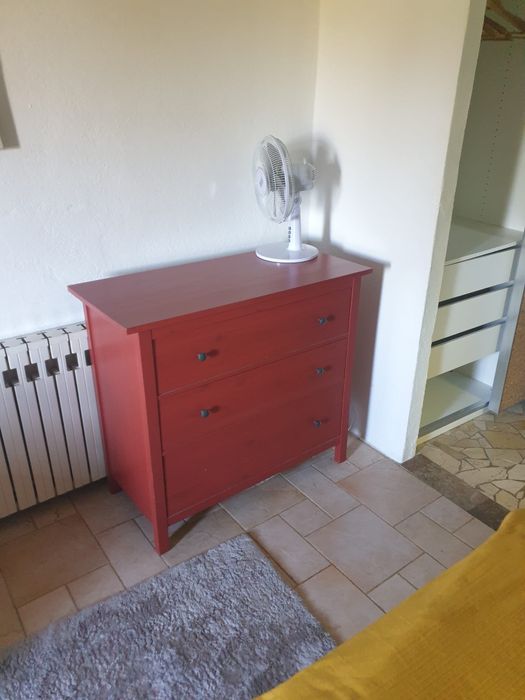 3 Cómodas de Madeira – Estilos Diferentes – Bom Estado