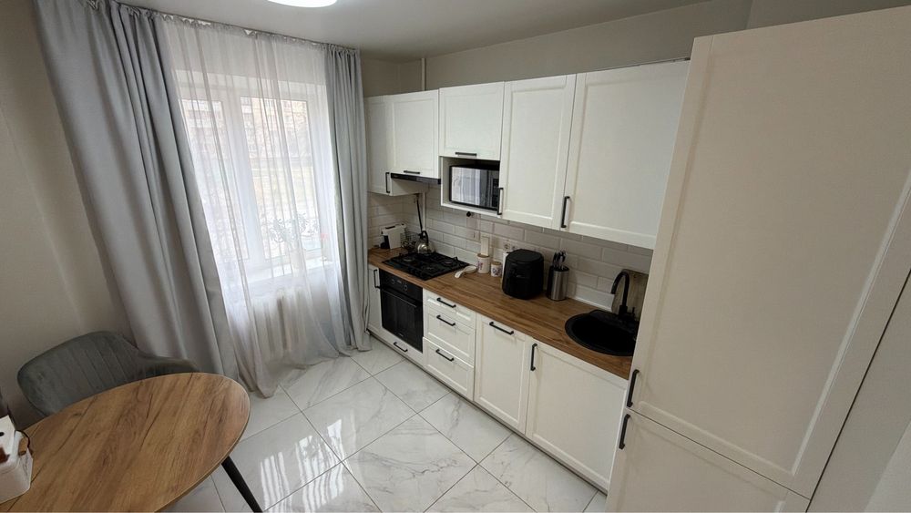 Продаж 3 кімнатної квартири без %