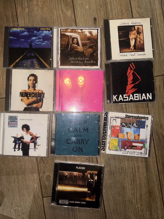 Rezerwacja płyty CD oryginalne stan bdb cena za komplet