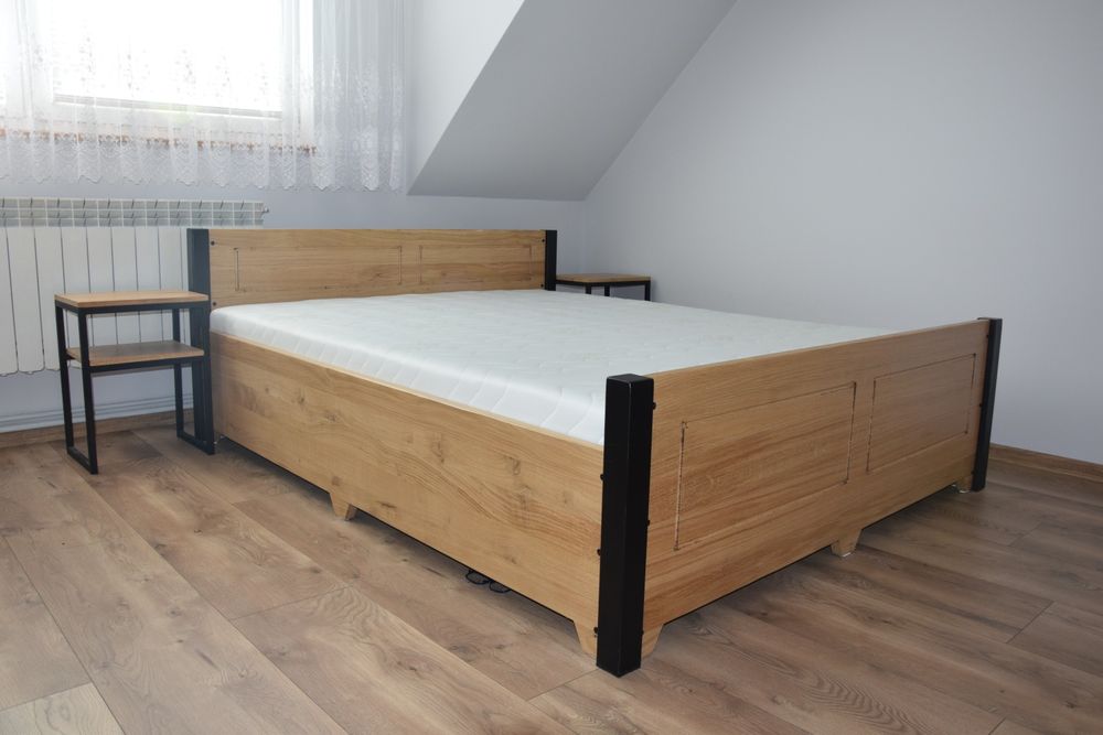 Łużko dębowe loft