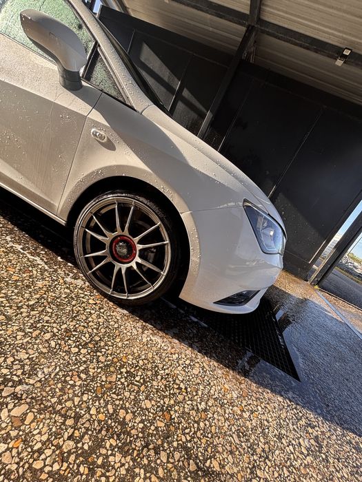 Seat ibiza SC Reference  2014