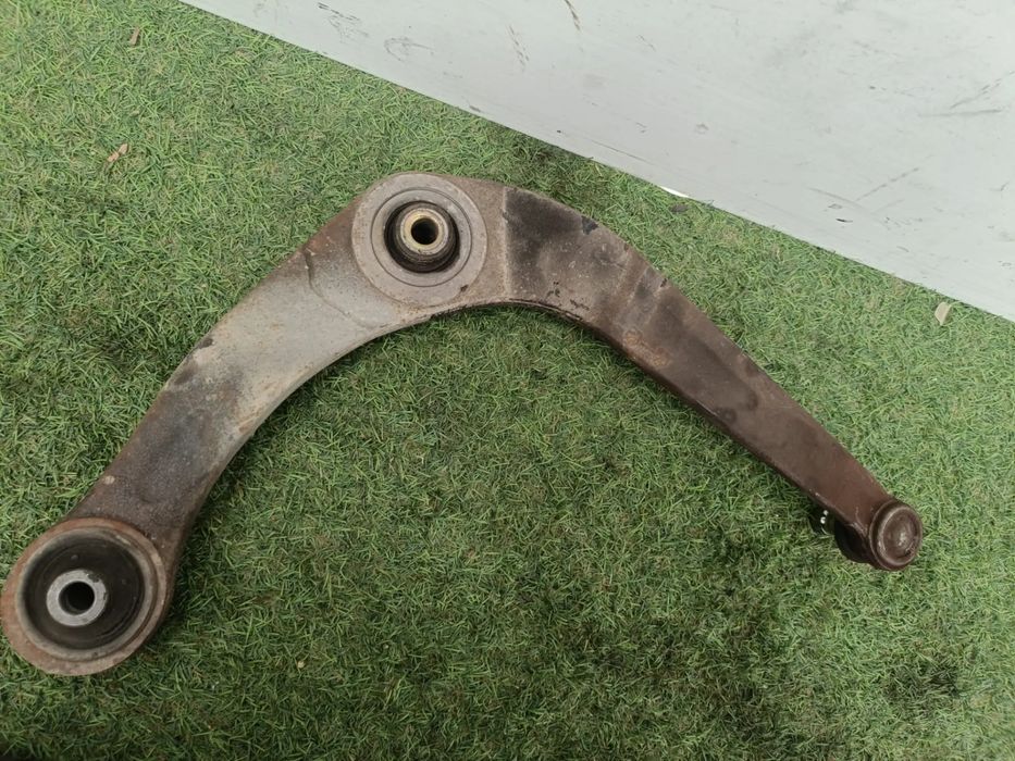 Braço de suspensão frente esquerdo PEUGEOT 206 (2A/C)