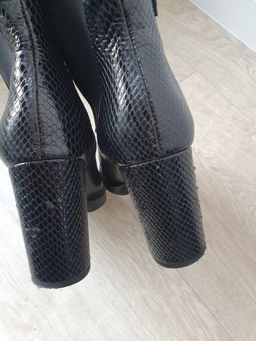 Skorzane buty Nessi 39
