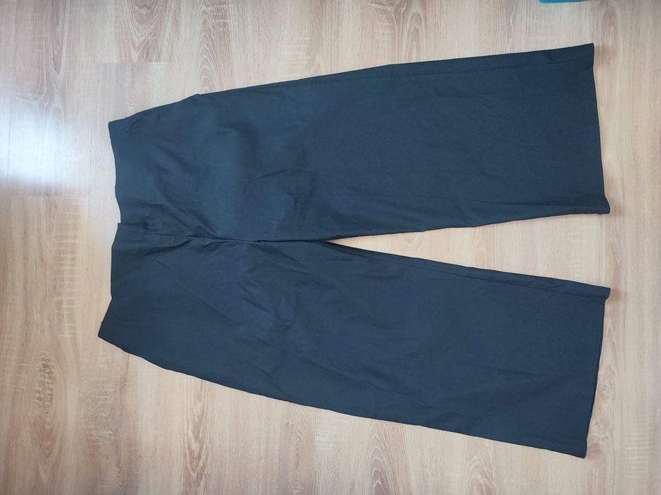 Spodnie z szerokimi nogawkami