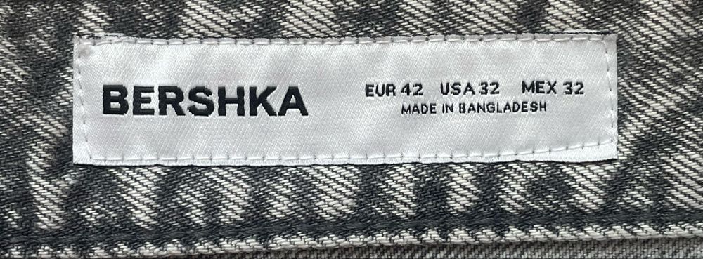 Джинси bershka loose