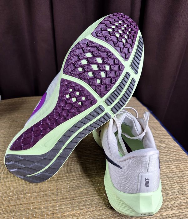 Оригінал 100% Чоловічі кроссівки Nike Air Zoom Pegasus 39 Beige(Розміри 45-29см і 46-30см)