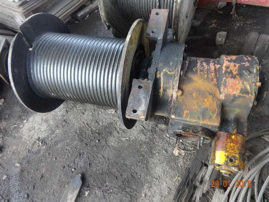 reduktor z wciągarką hydrauliczną do żurawia