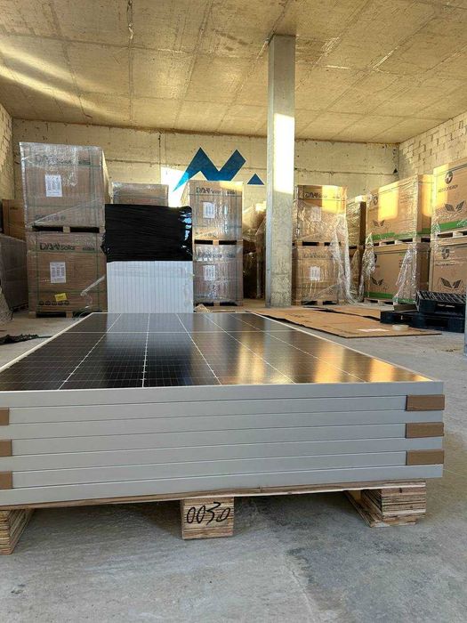 В НАЯВНОСТІ - DAH SOLAR 590W N/ DHN-72x16/DG BF Сонячні панелі