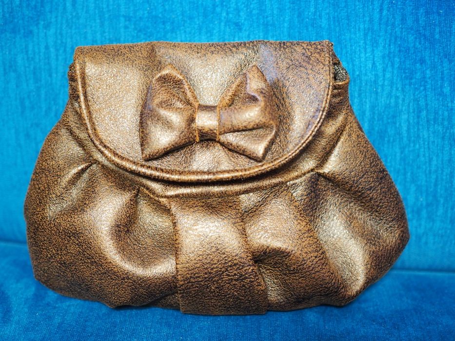 Mała torebeczka z kokardką