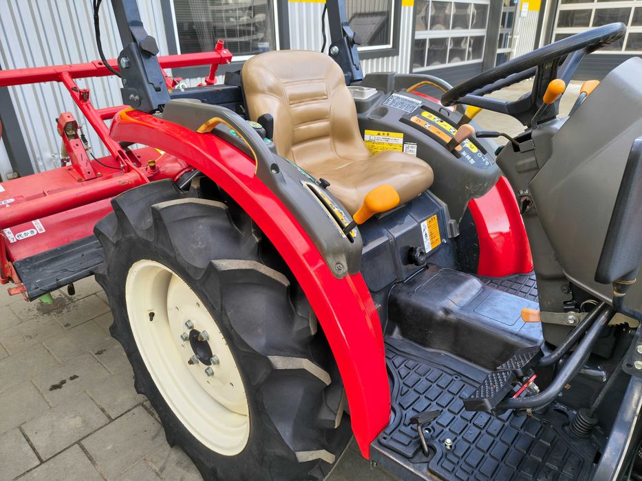 Японський мінітрактор Янмар Yanmar EG 220