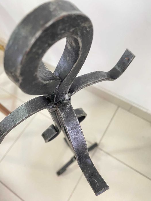 Suporte para utensílios de lareira