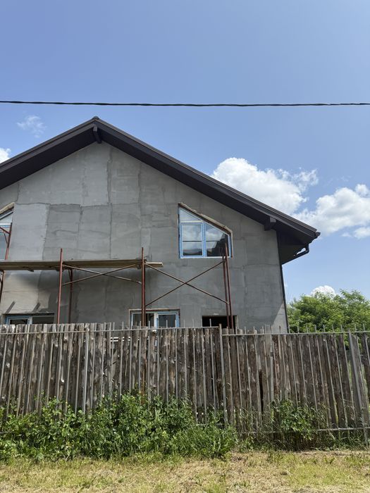 Продаж двох дуплексів загальною площею 100 м2 в Крюківщині