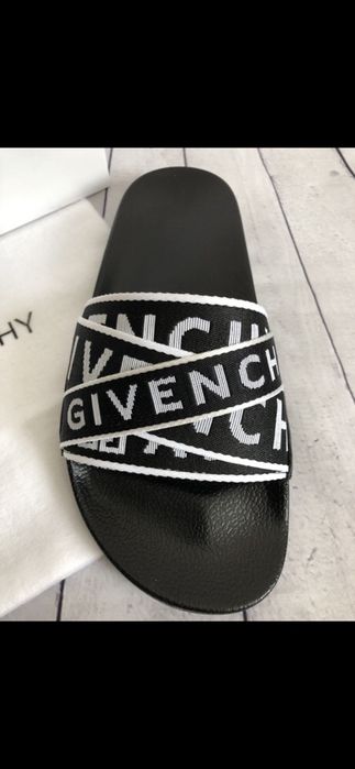 Шлепки Givenchy
