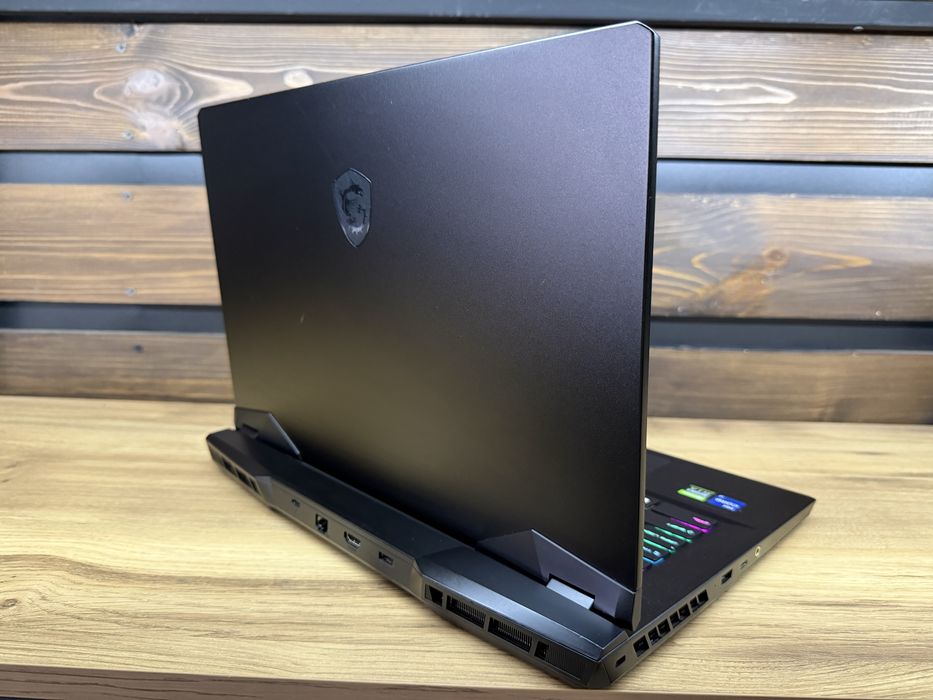 MSI Vector GP66HX  RTX3070Ti 8GB 15,6" 2K 165Hz i7-12890HX/16GB DDR 5/M2 1TB /8%