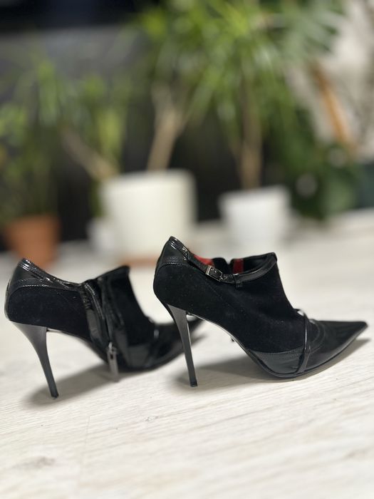 Туфлі замшеві, кожані