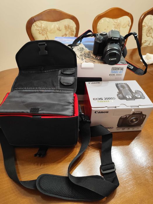 Lustrzanka CANON EOS 2000D