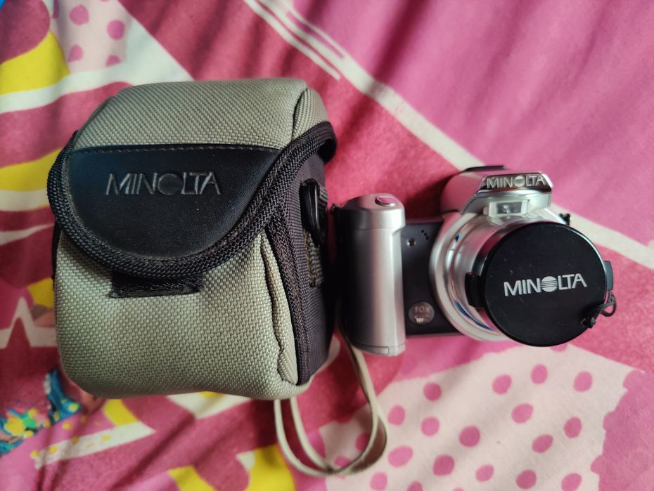 Minolta DIMAGE Z1