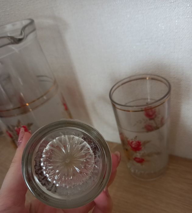 Графин, кувшин, стаканы