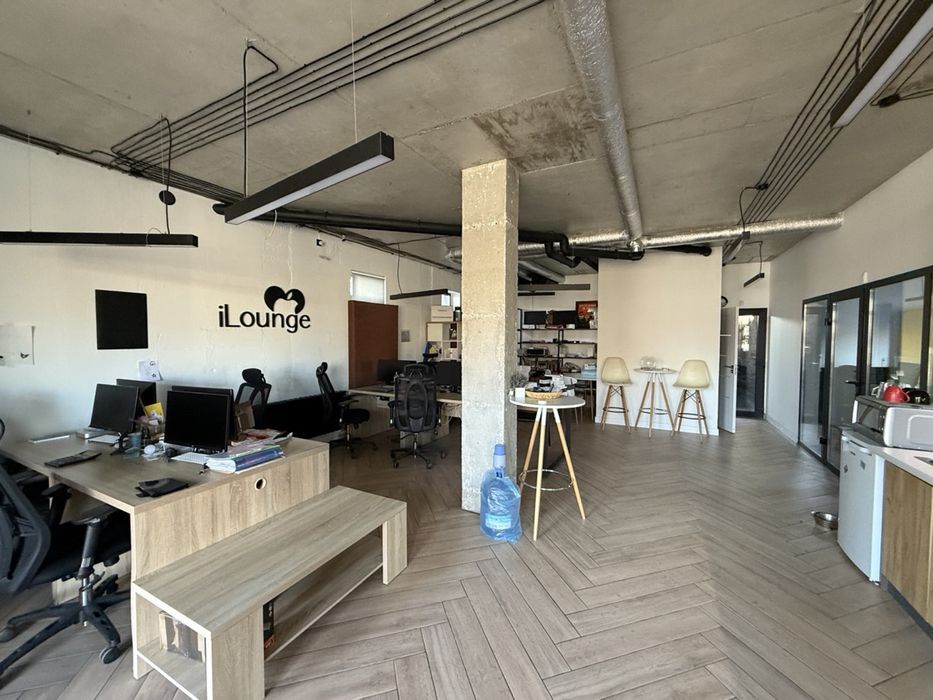 Квартира 100м2 з парковкою та терасою