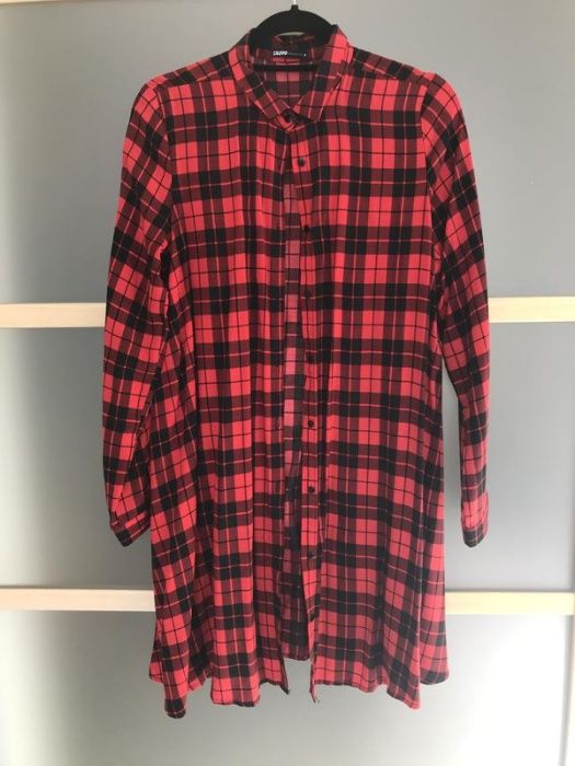 Сукня сорочка картата Рубашка платье в клетку Cropp красно-черное Кроп