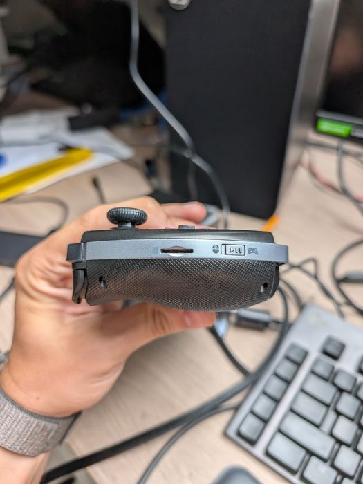 GPD win 4 ryzen 7840u 780m 32gb/2TB konsola pc oculink zamiana