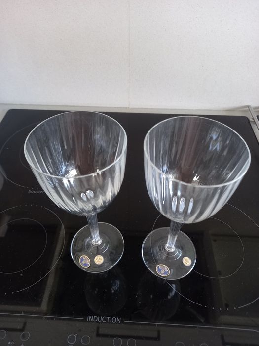 8 copos de vinho tinto em cristal da Bohemia