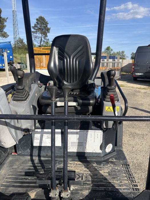 Mini giratoria Kubota U-27