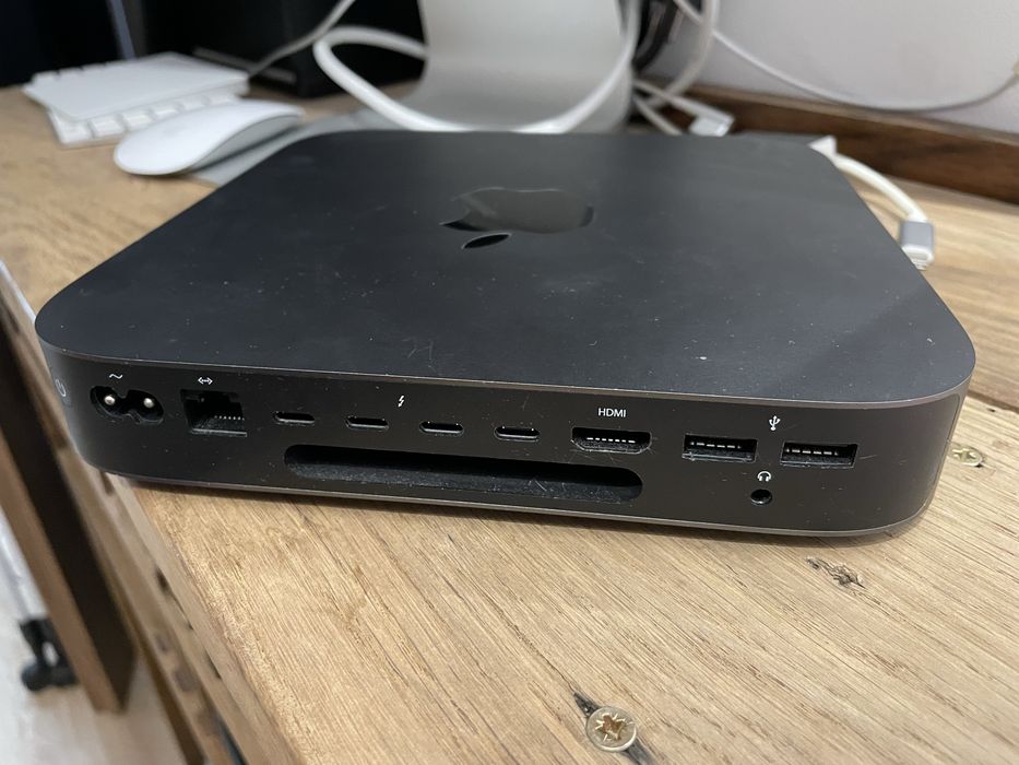 Zestaw Apple Mac mini i7 32 GB RAM + Apple LED Cinema Display 27” + Magic Mouse + Magic Trackpad + Magic Keyboard
