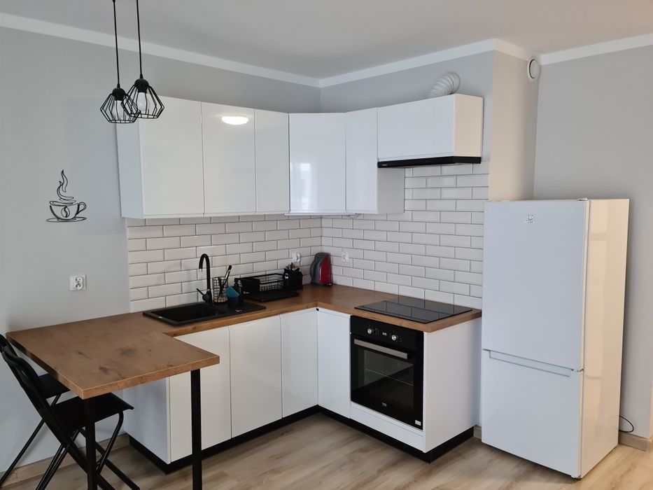 Kawalerka w apartamentowcu Reda City od zaraz.