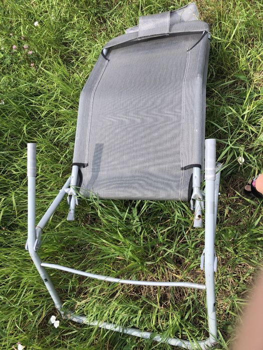 Лежак розкладний