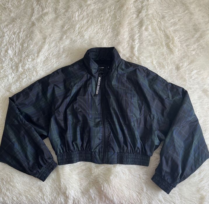 Вітрівка Bershka колір синій зелений