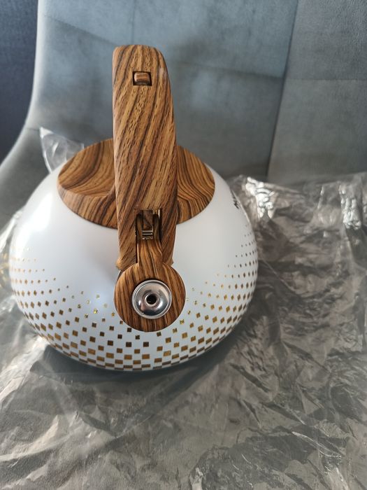 Czajnik biało złoty Hoffner Elegance