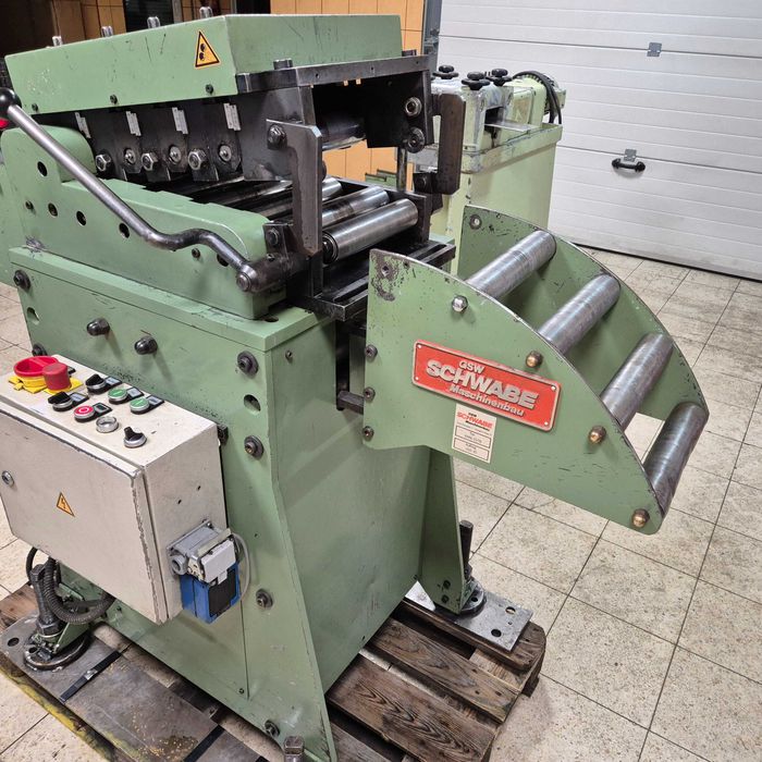 Prościarka prostowarka do blachy taśmy GSW Schwabe 250/3mm