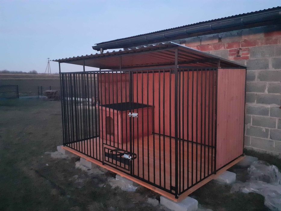 Kojce dla psów drewutnie wiaty smietnikowe